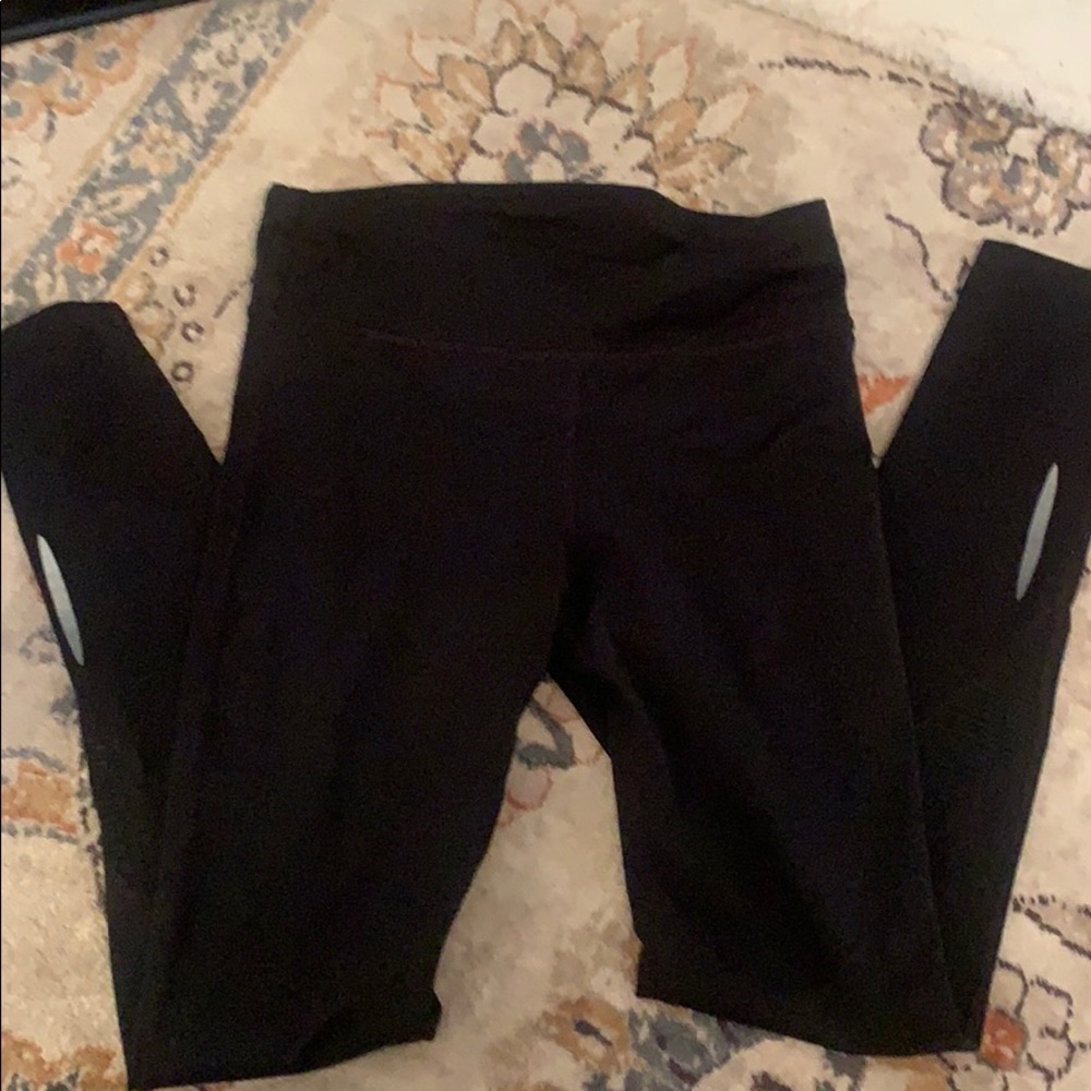 Black under armour leggings